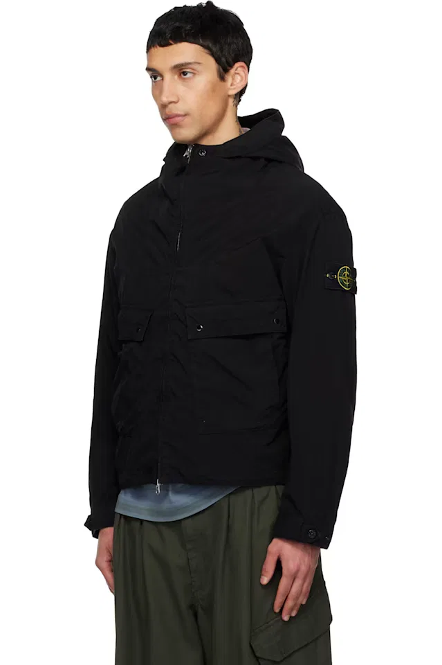 Черная коркая куртка из легкого компактного материала Stone Island — фото 4
