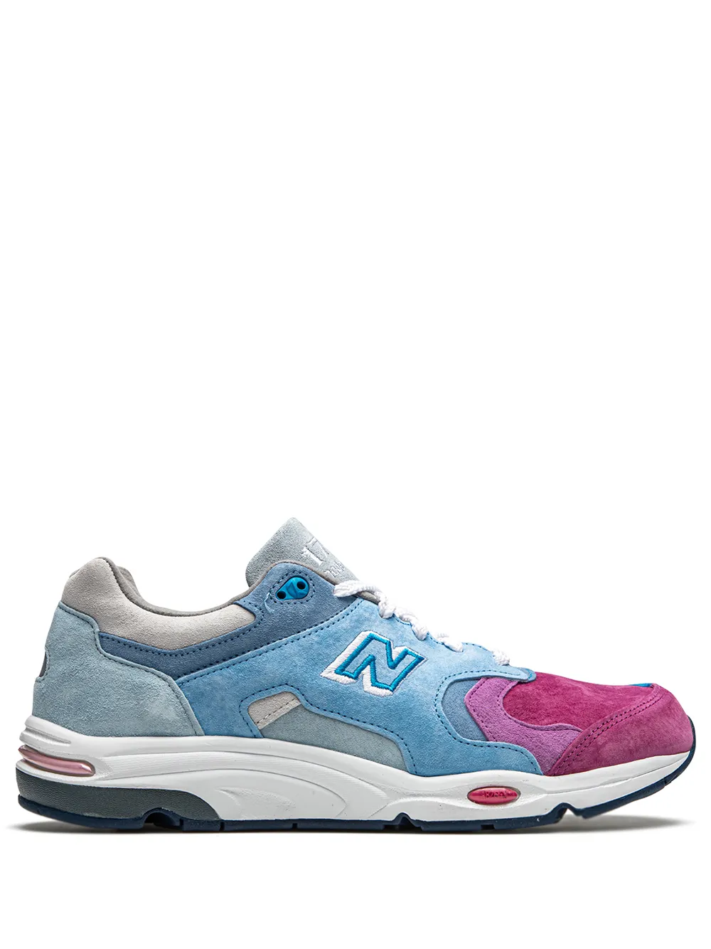 

Кроссовки 1700 из коллаборации с Kith NEW BALANCE, синий