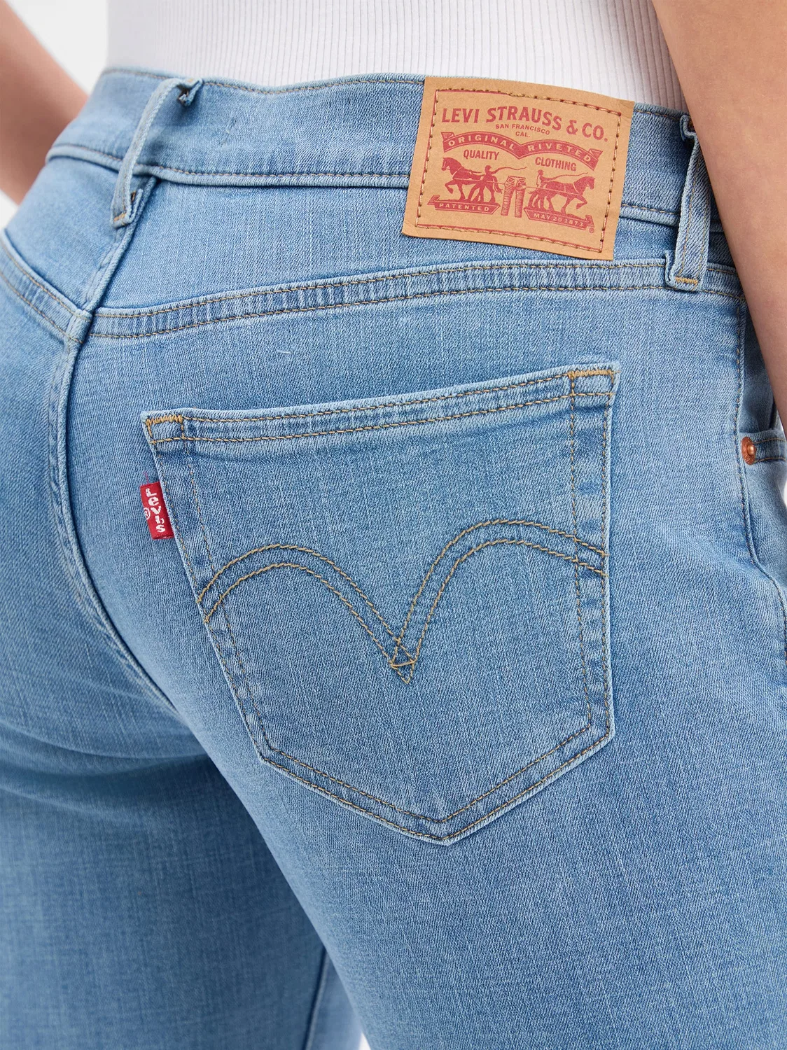 Женские джинсы boyfriend Levi's, Light Stone — фото 2