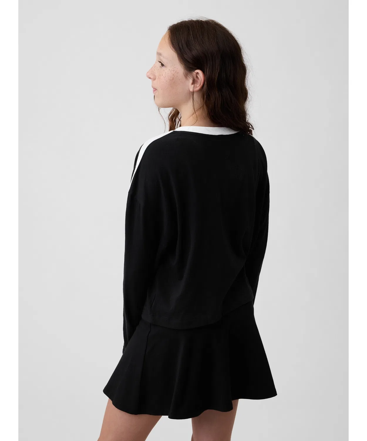 Детская футболка оверсайз с длинным рукавомGAP Athletic Logo GAP, Black — фото 3