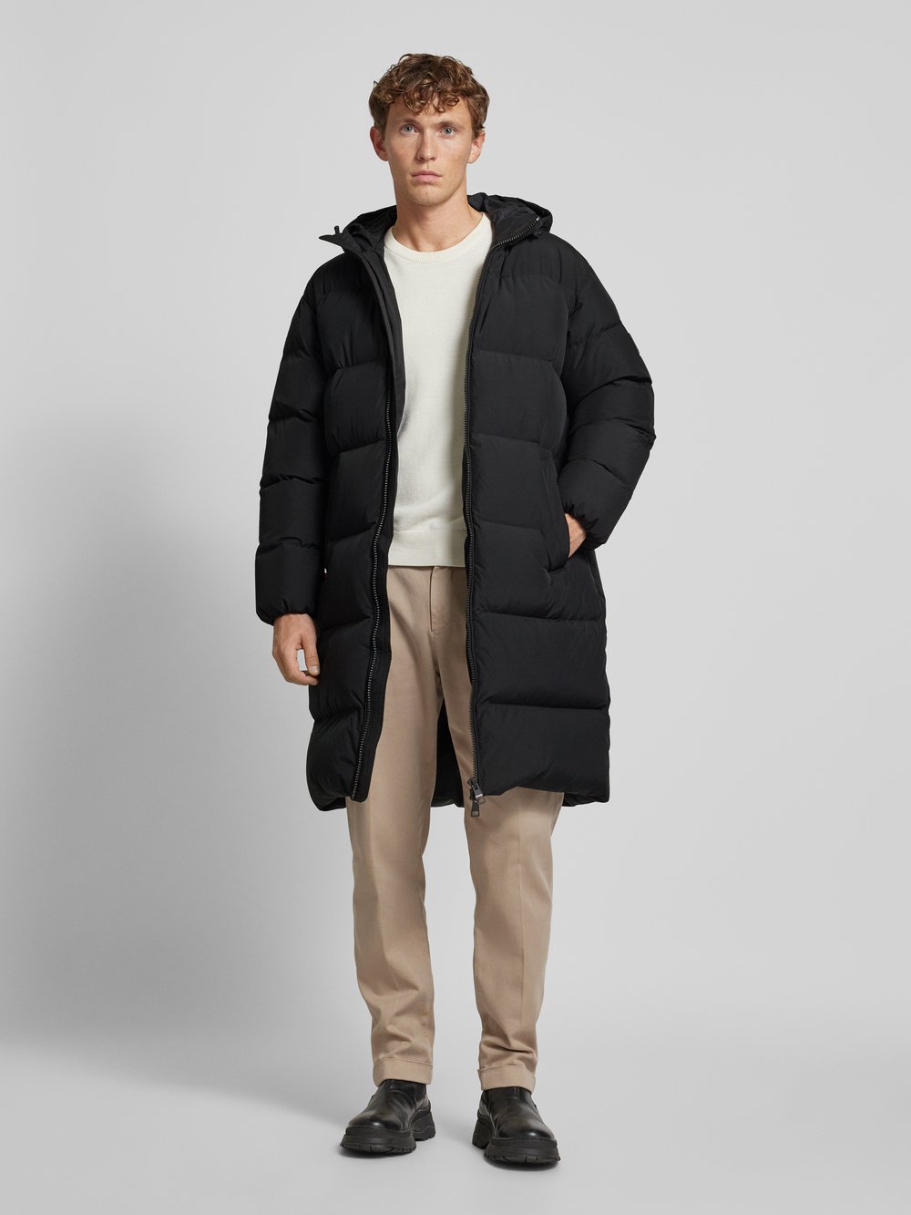 

Стеганое пальто с капюшоном Tommy Hilfiger, черный