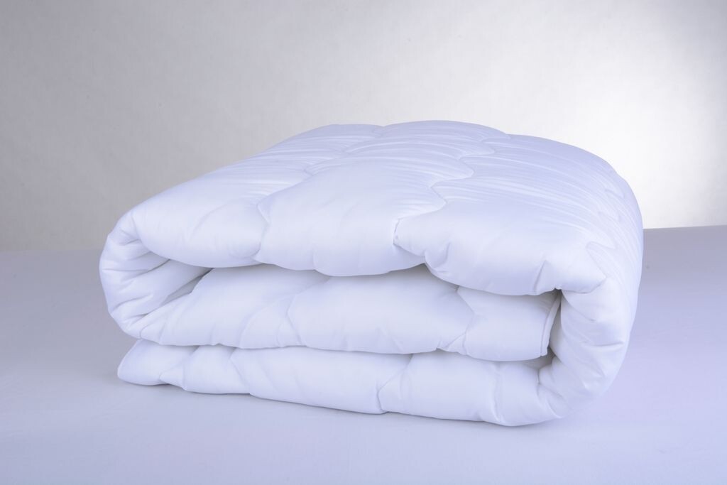 

Летнее одеяло из 100% полиэстера 200см х 220см Carpe Sonno