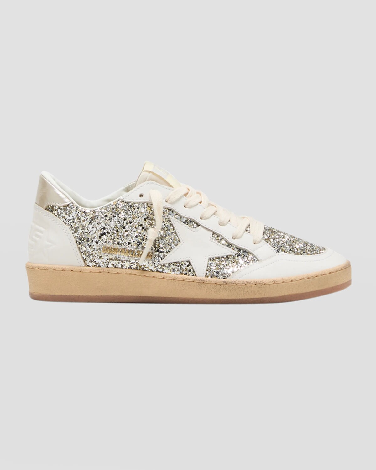 Кожаные низкие кеды с блестками Ballstar Golden Goose, цвет Platinum Milky White
