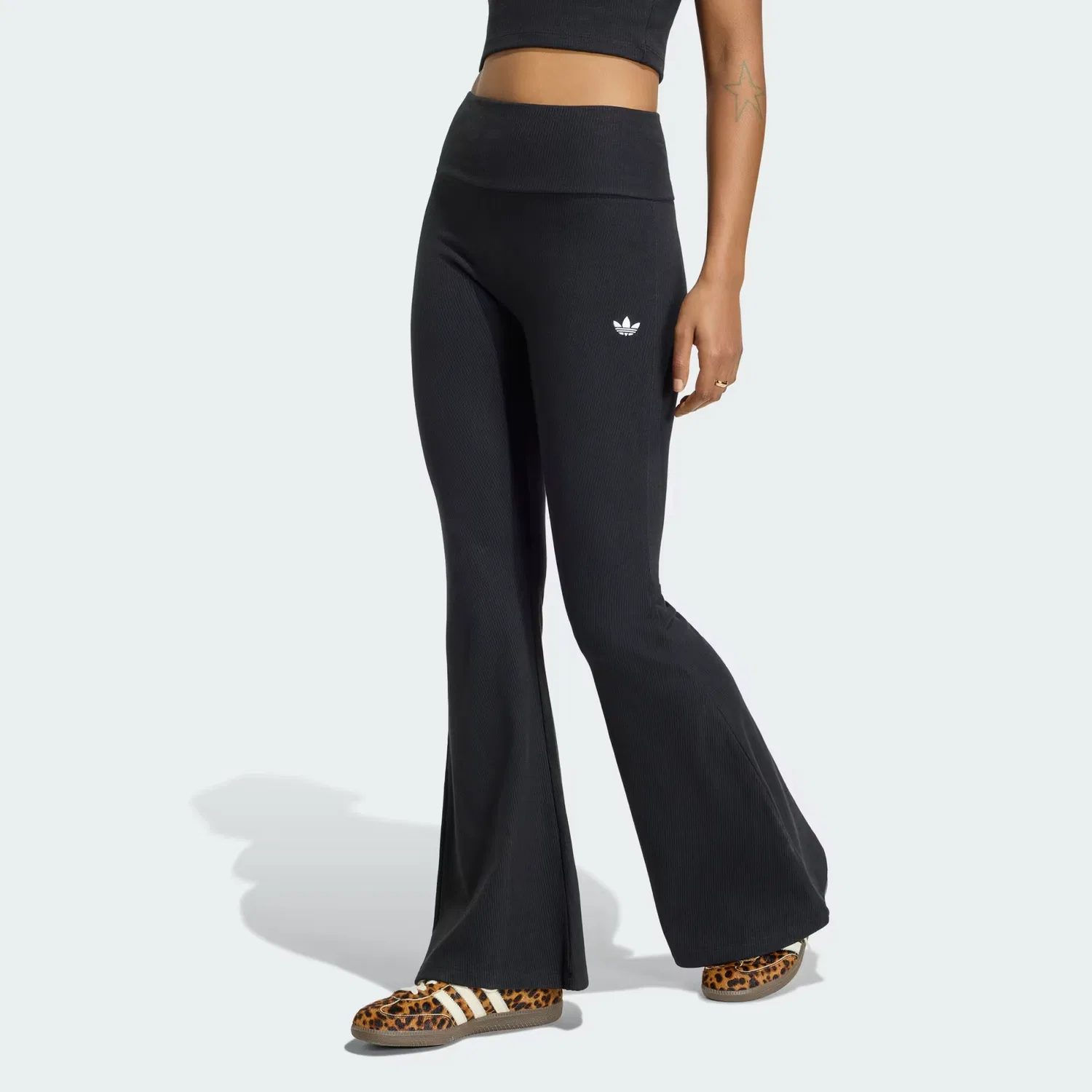 Женские расклешенные легинсы из рубчатого трикотажа Essentials Rib Flared Adidas Originals, черный