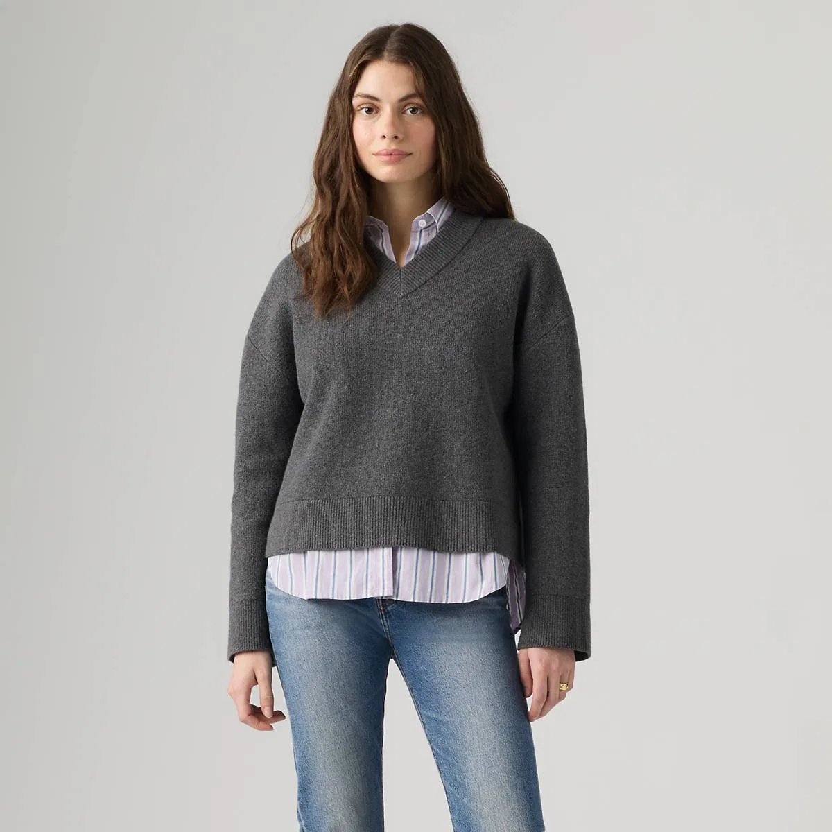 Очень мягкий свитер с V-образным вырезом Levi's, Darker Heather Grey Bros - Grey — фото 3