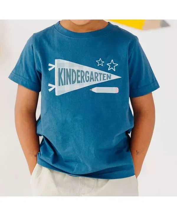Детская футболка с принтом Kindergarten Pennant Short Sleeve T-Shirt Sweet Wink, Indigo — фото 3