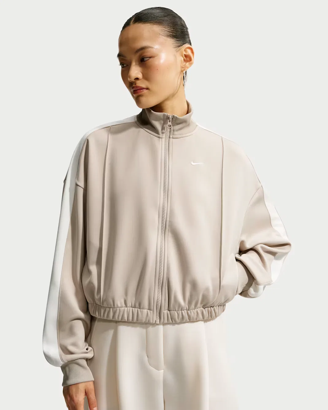 Женская спортивная куртка Nike Sportswear, Cream II/Sail/Sail