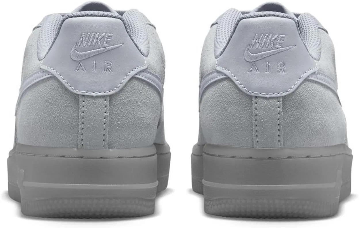 Детские кроссовки для девочек Nike Air Force 1 LV8 3 Grade School Lifestyle Shoes, Wolf Grey/Wolf Grey/Black — фото 4