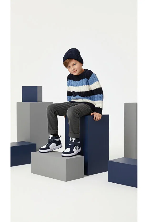 Детские ботинки для мальчиков с ортопедической стелькой Albert Kids A More, Navy Blue — фото 3