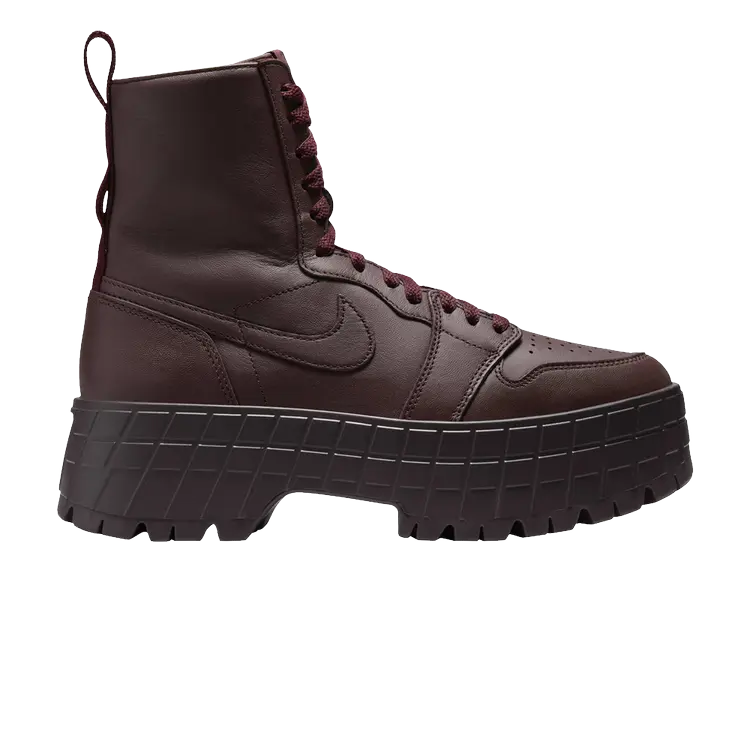 

Кроссовки Wmns Air Jordan 1 High Brooklyn, цвет Burgundy Crush