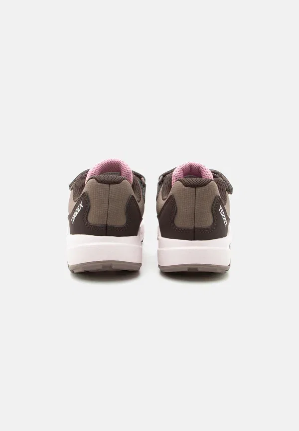 Ботинки Adidas Terrex, коричневый — фото 3