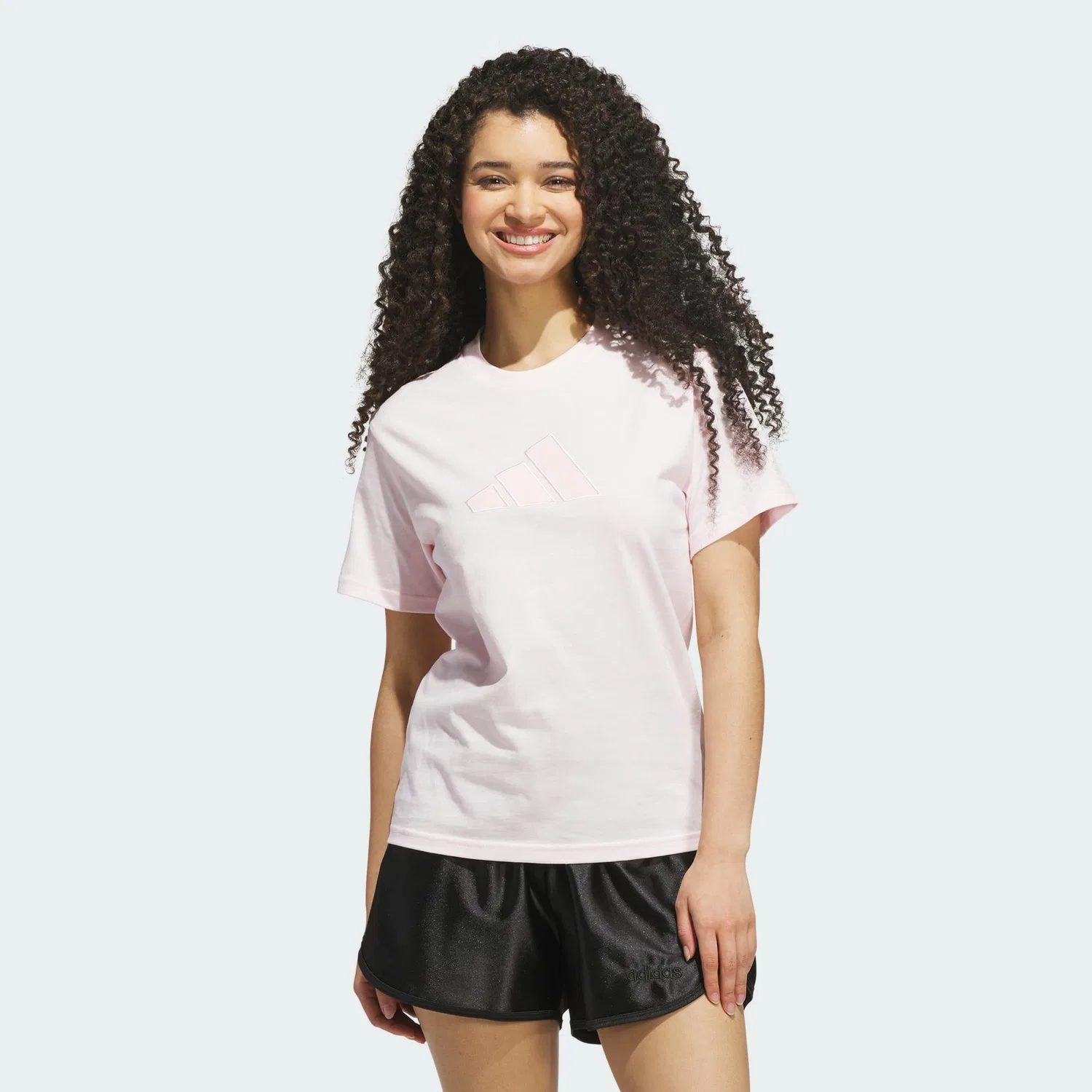 Мужская футболка с сатиновой аппликацией Satin-Filled Logo Grafik T-Shirt Adidas, Роза