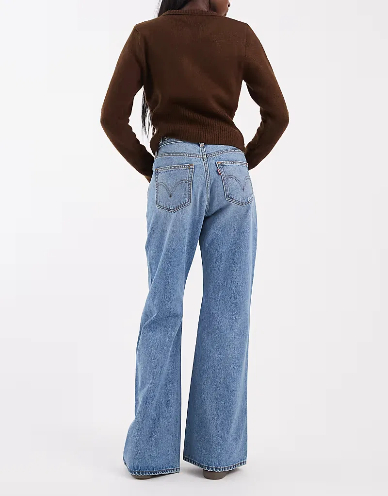 Джинсы Levi's с расклешенными штанинами, синие — фото 2