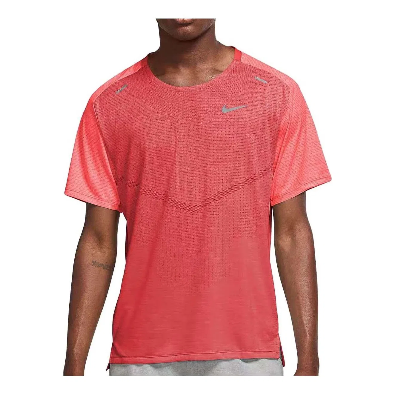 Футболка с технологией Dri-FIT ADV TechKnit Ultra Nike, красная
