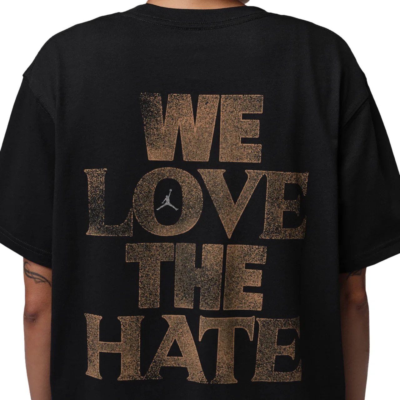 Футболка для женщин Drifit SS Gfx Jordan, цвет Black/Metallic Gold/White — фото 4