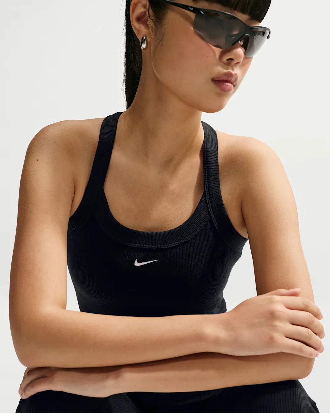Женская облегающая мини-майка в рубчик Nike Sportswear Chill Knit, Black/White — фото 3