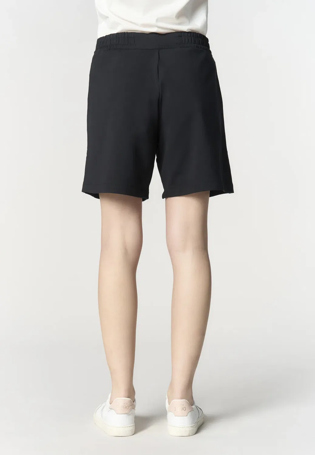 Pantalone corto sportivo da donna con vita elasticizzata e pinces frontali - спортивные штаны U.S. Polo Assn., Nero — фото 3
