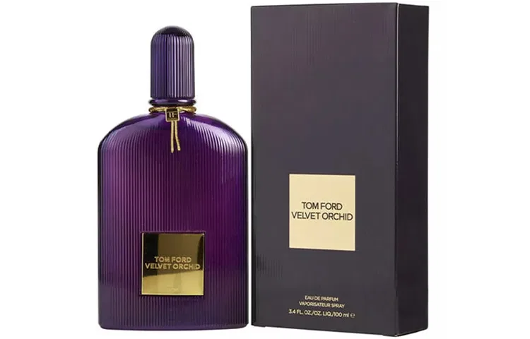 Женская парфюмерная вода с цветочно-фруктовым ароматом 50 мл Velvet Orchid TOM FORD — фото 4