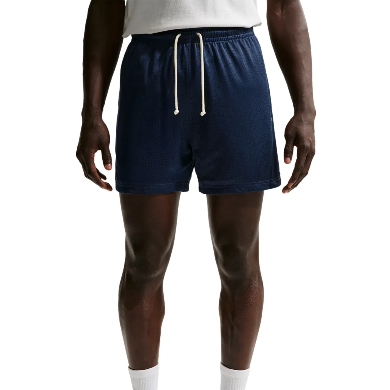 Мужские шорты Dri-FIT Standard Issue Mesh 5IN Nike, цвет Pale Ivory/Midnight Navy/Pale Ivory