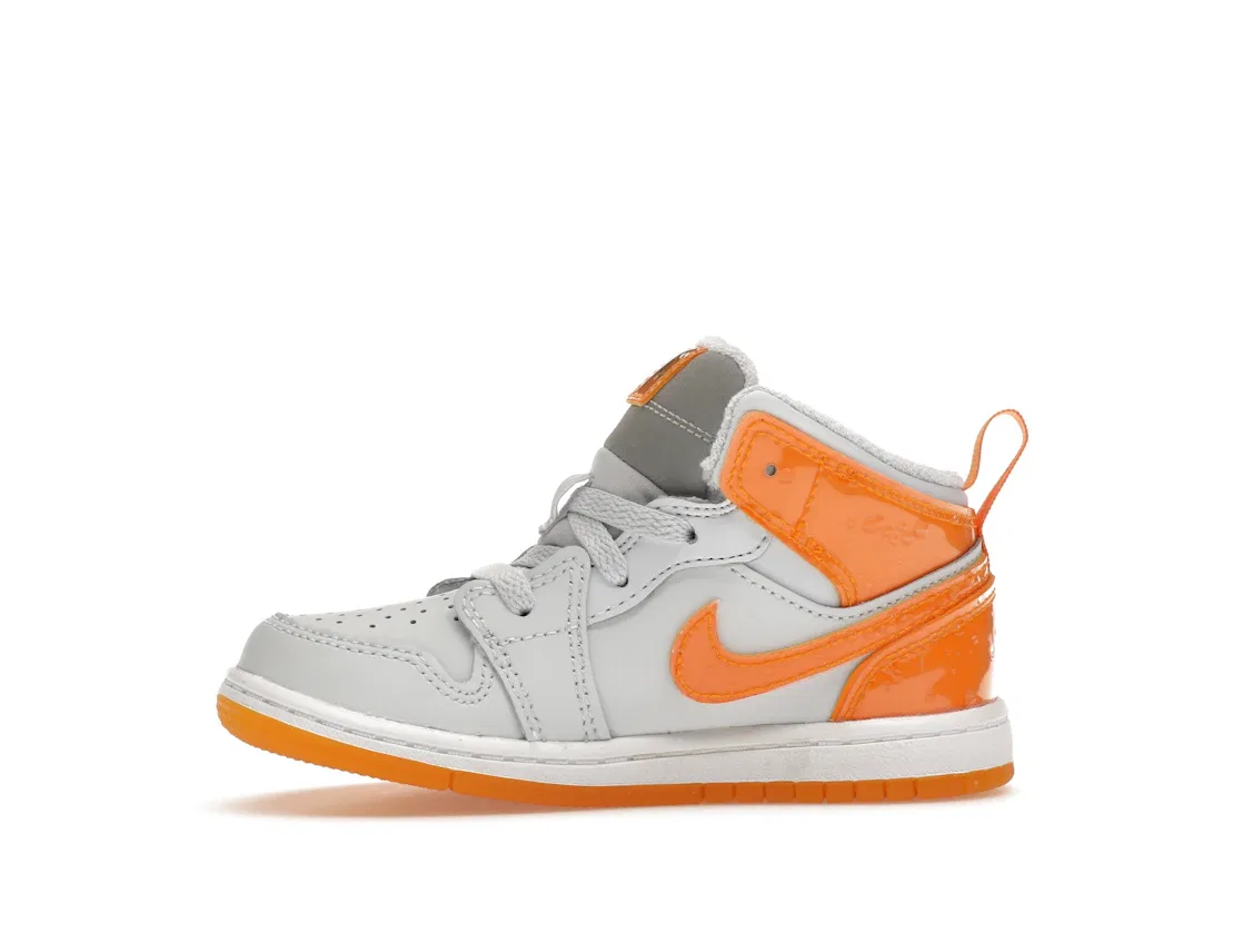 Детские кроссовки Lifestyle Jordan 1 Mid SE Jordan, Football Grey Pine Green White Orange Peel — фото 3