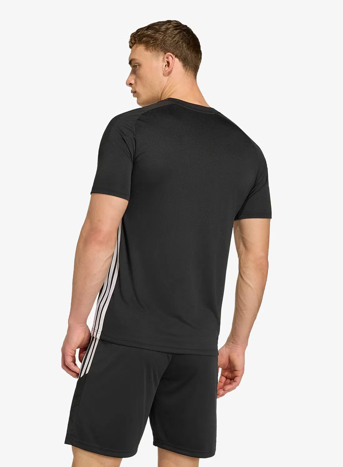 Футбольная футболка с технологией Climacool Tiro 26 Essentials Adidas, черный — фото 2
