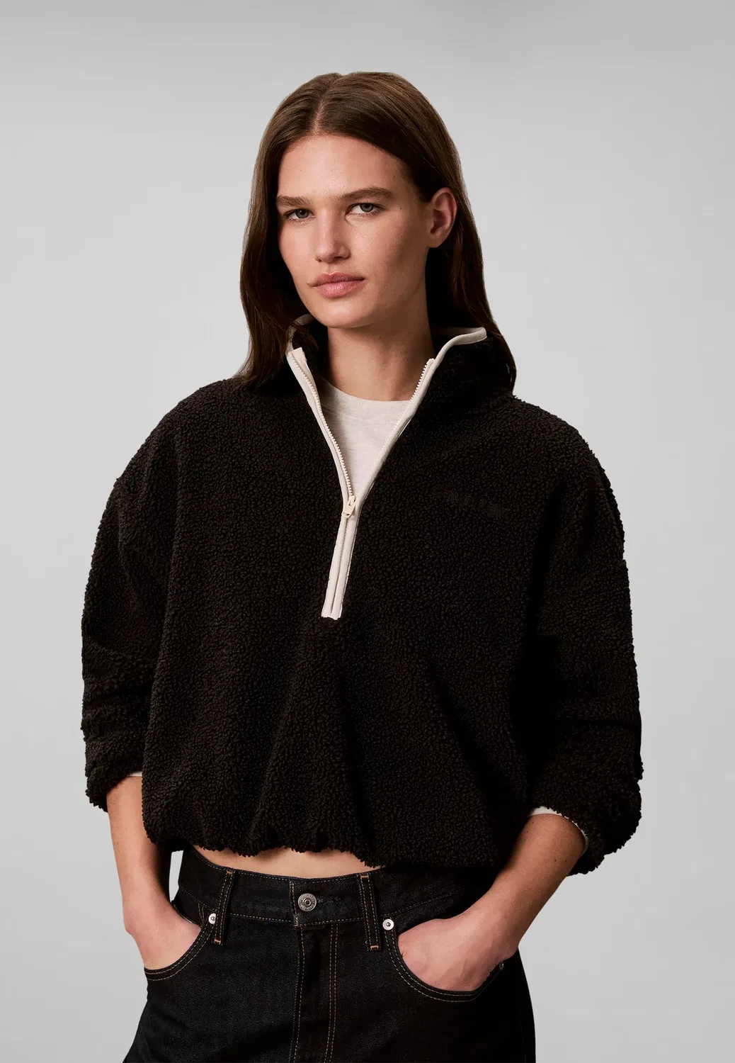 Спортивный контраст - флисовый джемпер Calvin Klein, Black