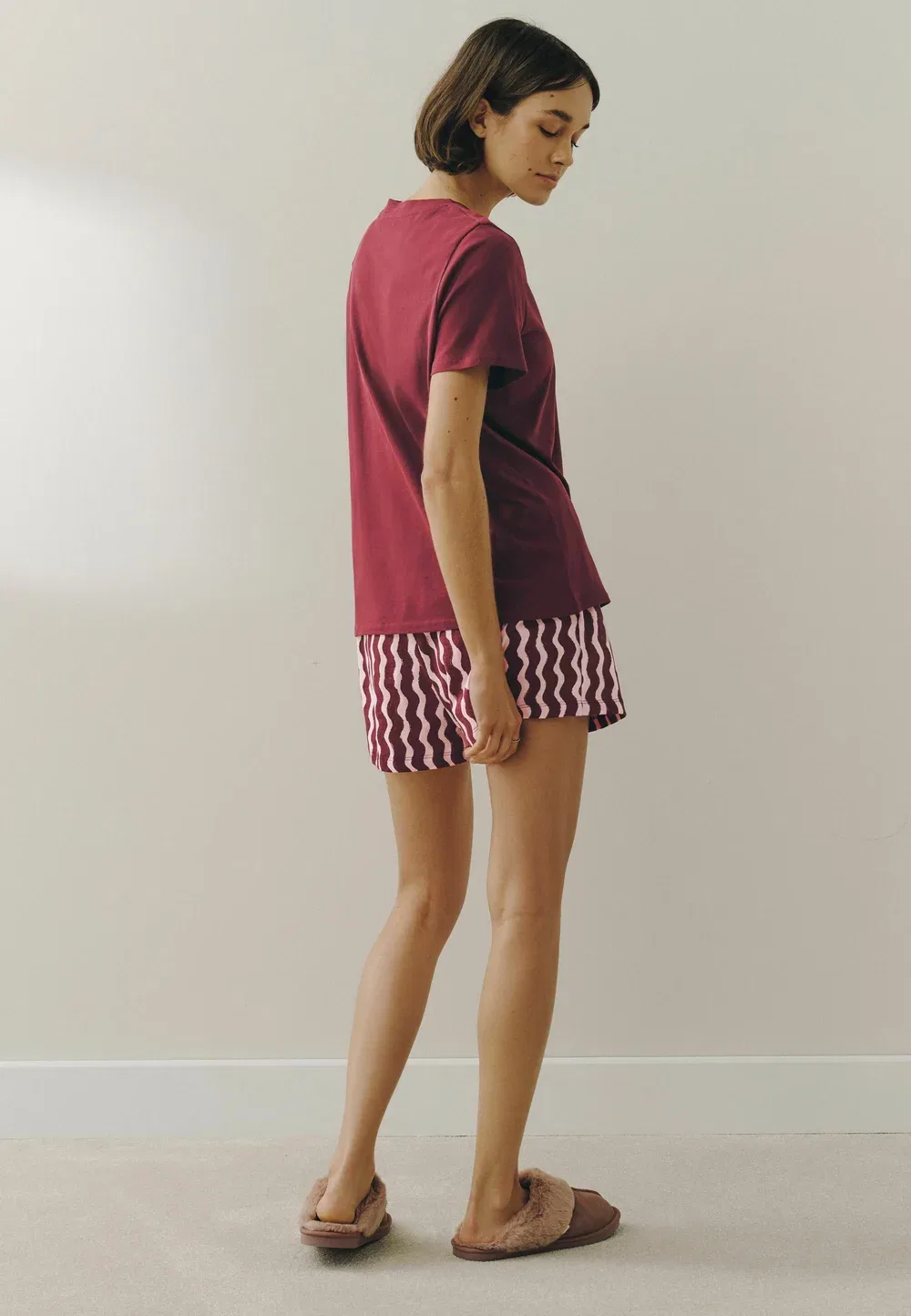 Пижамный комплект для невысоких девушек - короткий пижамный комплект Next, Burgundy Red Pink Wobbly Stripe — фото 2