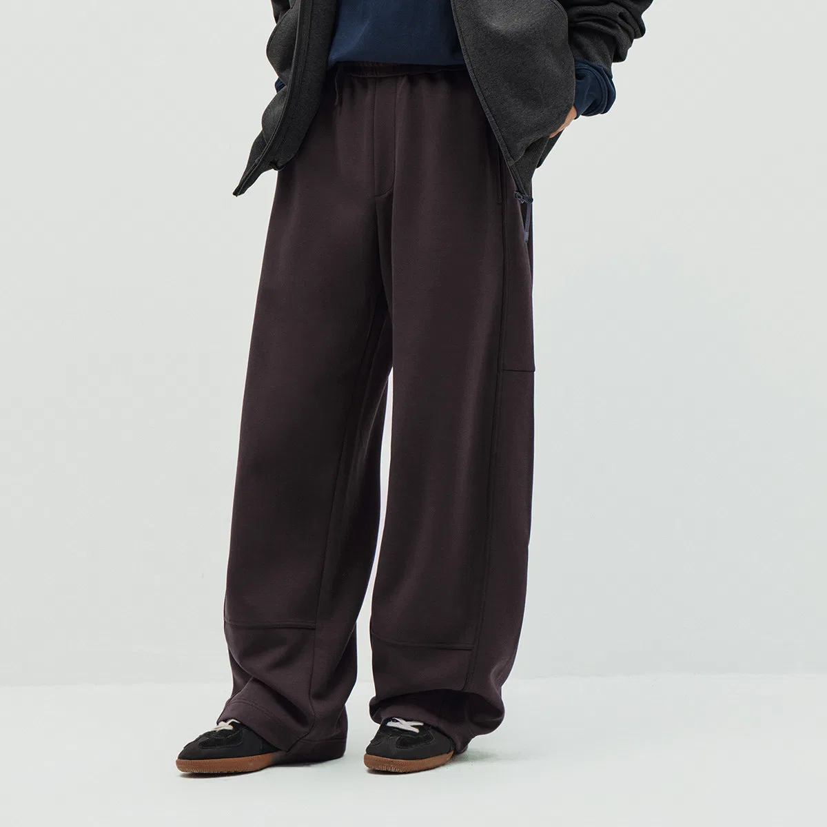 Женские повседневные брюки с модельным названием Scimitar Pants, Dark Purple 70449 Semir — фото 4