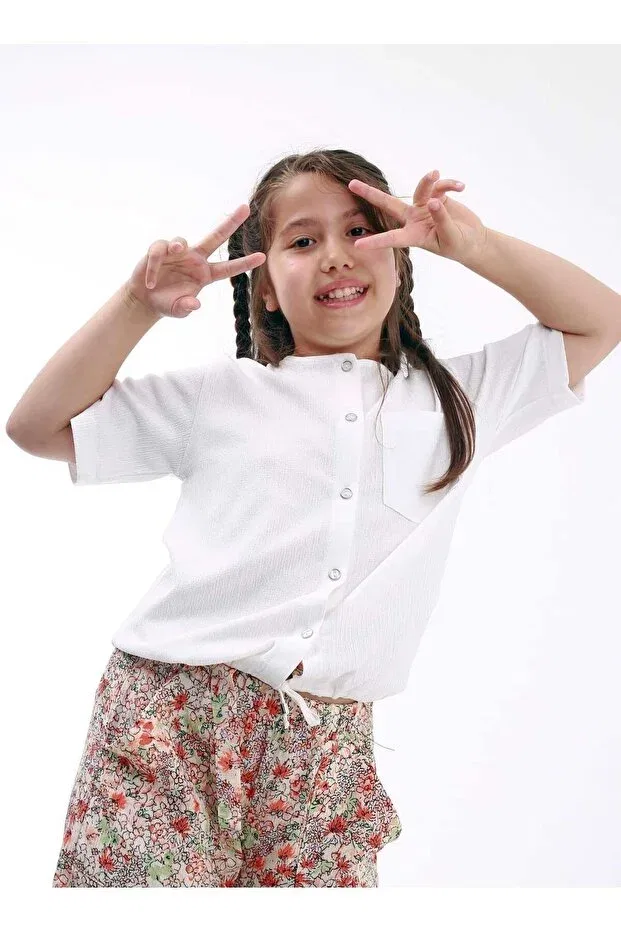 Детские шорты для мальчиков с цветочным принтом Bobby Jr Kidswear, Flower Pattern — фото 3