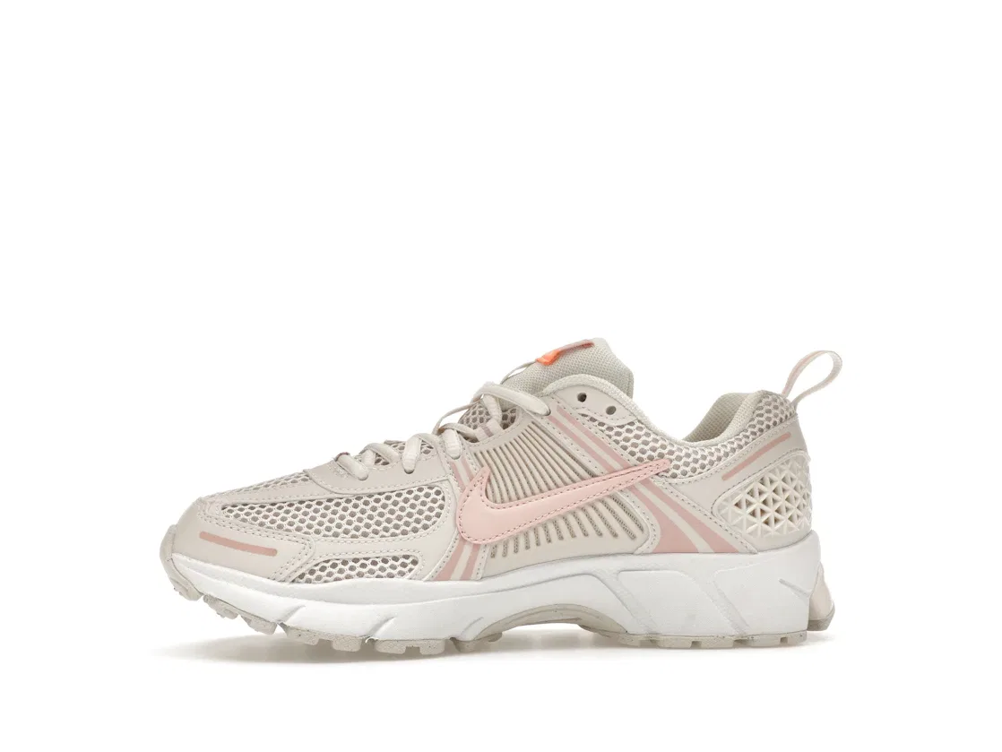 Детские кроссовки Lifestyle Nike Zoom Vomero 5, Phantom/Echo Pink/Light Orewood Brown/White — фото 3