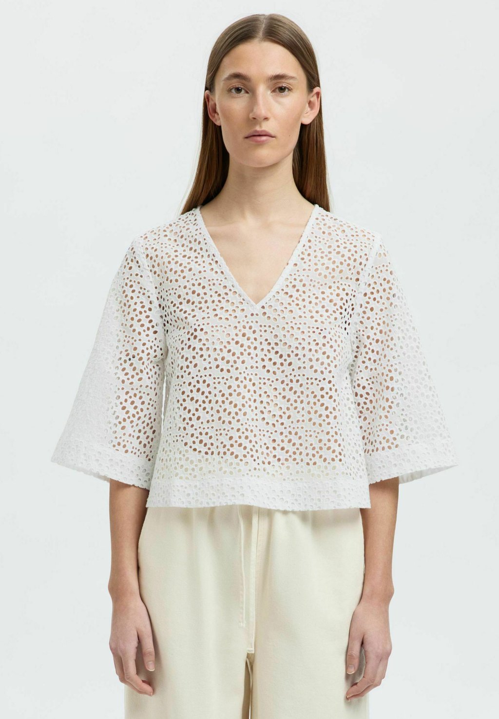 

Блуза CROP BRODERIE ANGLAISE Selected Femme, белый