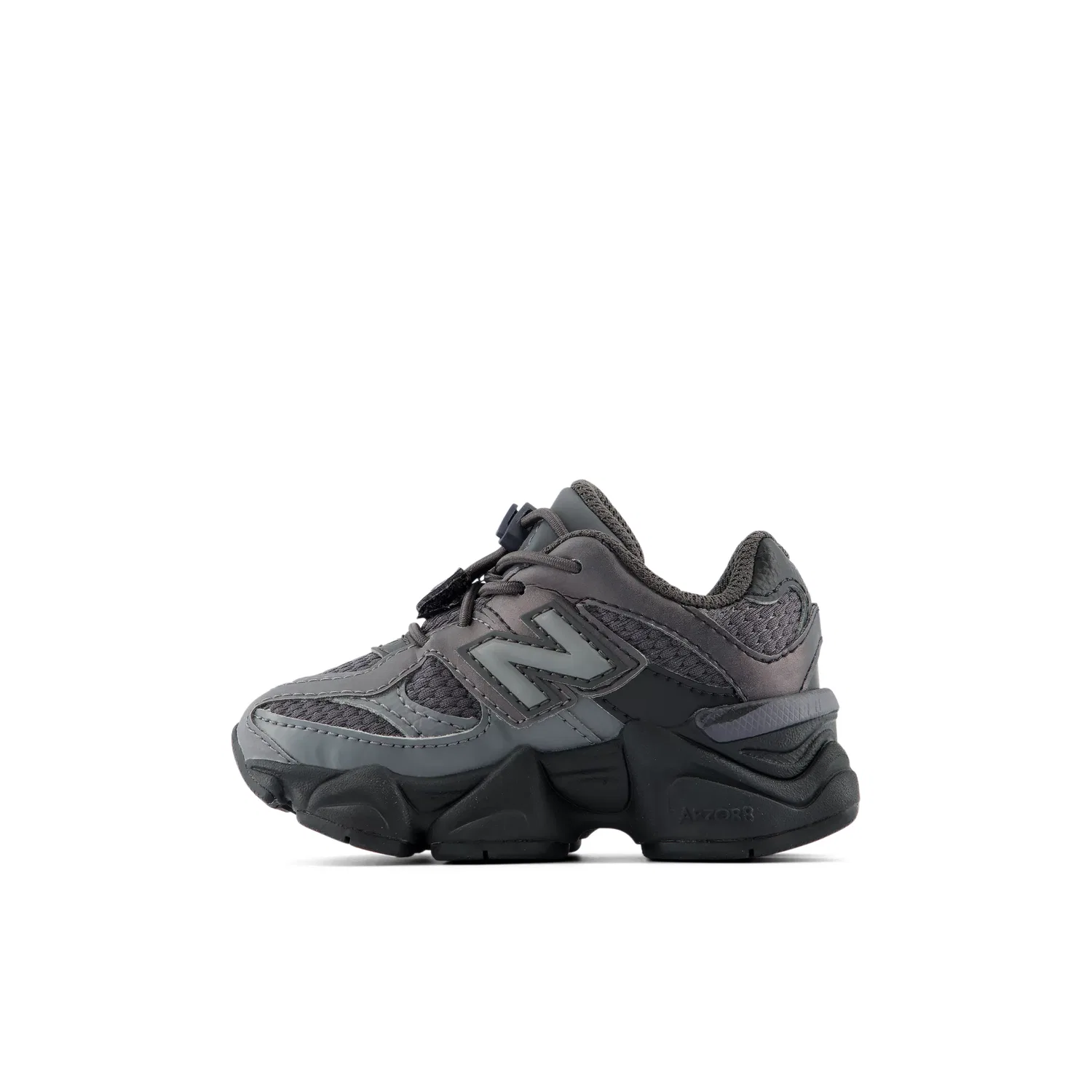 Детские кроссовки для малышей с эластичной шнуровкой 9060 Bungee New Balance, Black With Castlerock — фото 3