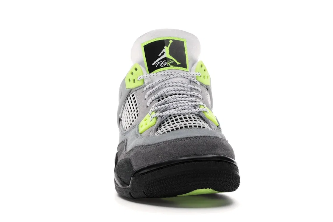 Детские кроссовки с сетчатыми вставками Jordan 4 Retro, Cool Grey/Volt-Wolf Grey-Anthracite — фото 2