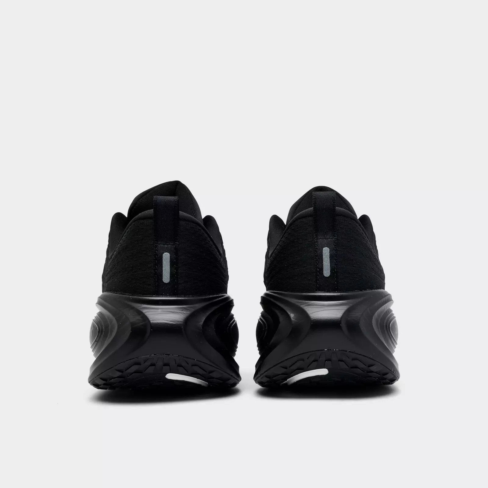 Кроссовки Men's Nike Vomero Plus Running, черный — фото 4