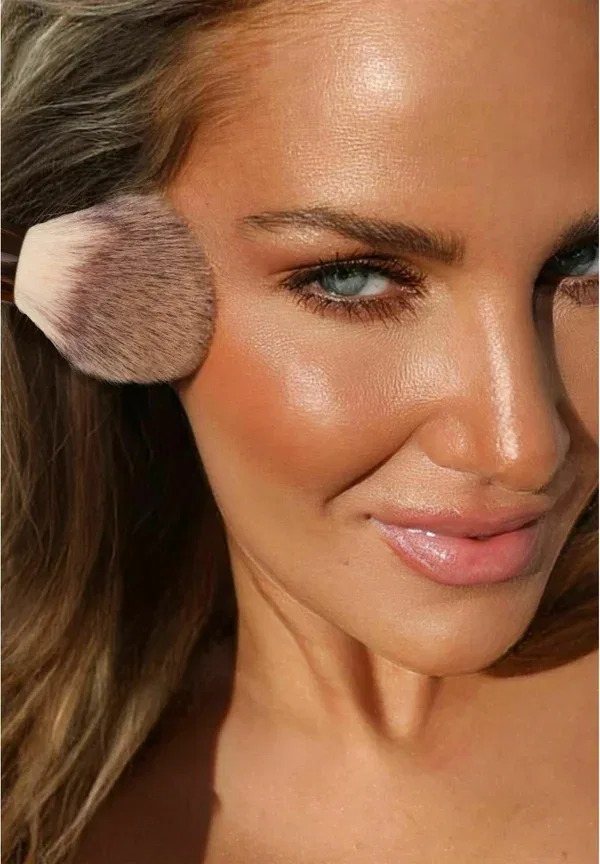 Пудра Silky Blurring Powder Bronzer Lenoites medium to deep, 80 г, цвет medium to deep — фото 2