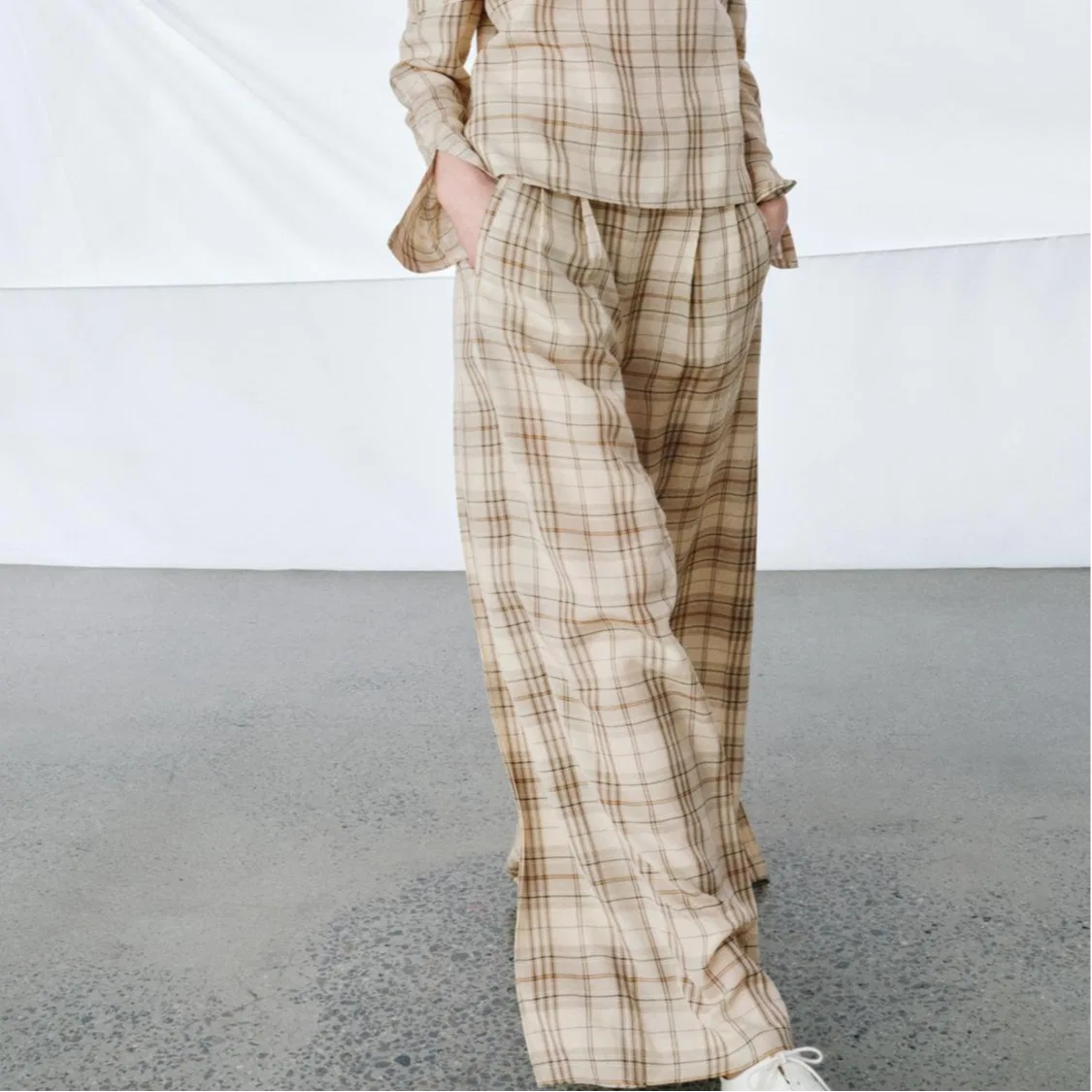 Женские брюки свободного кроя Beige ZARA — фото 4
