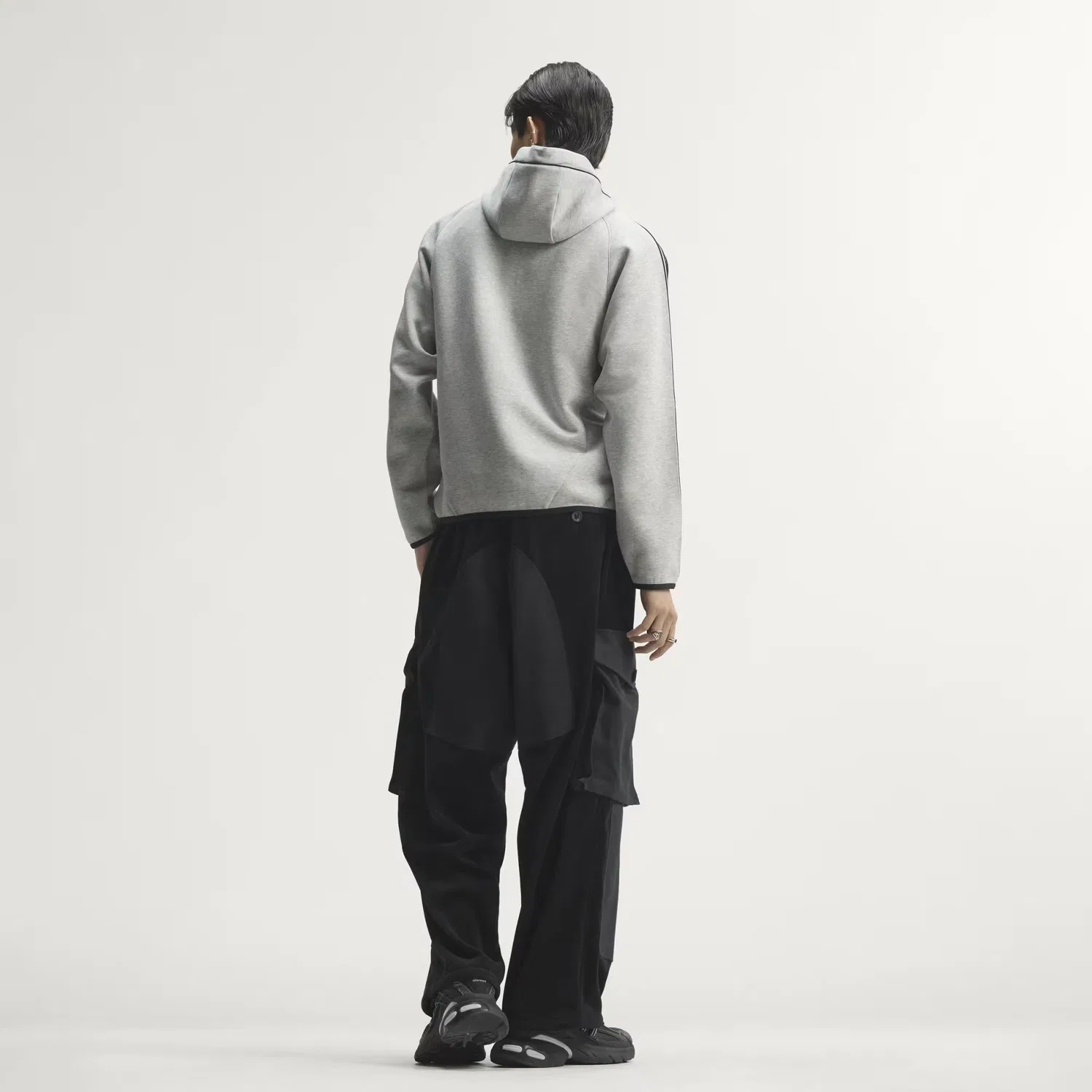 Мужское худи на молнии с контрастными линиями кроя Spacer Teamgeist 26 Cutline Adidas Originals, серый меланж — фото 2