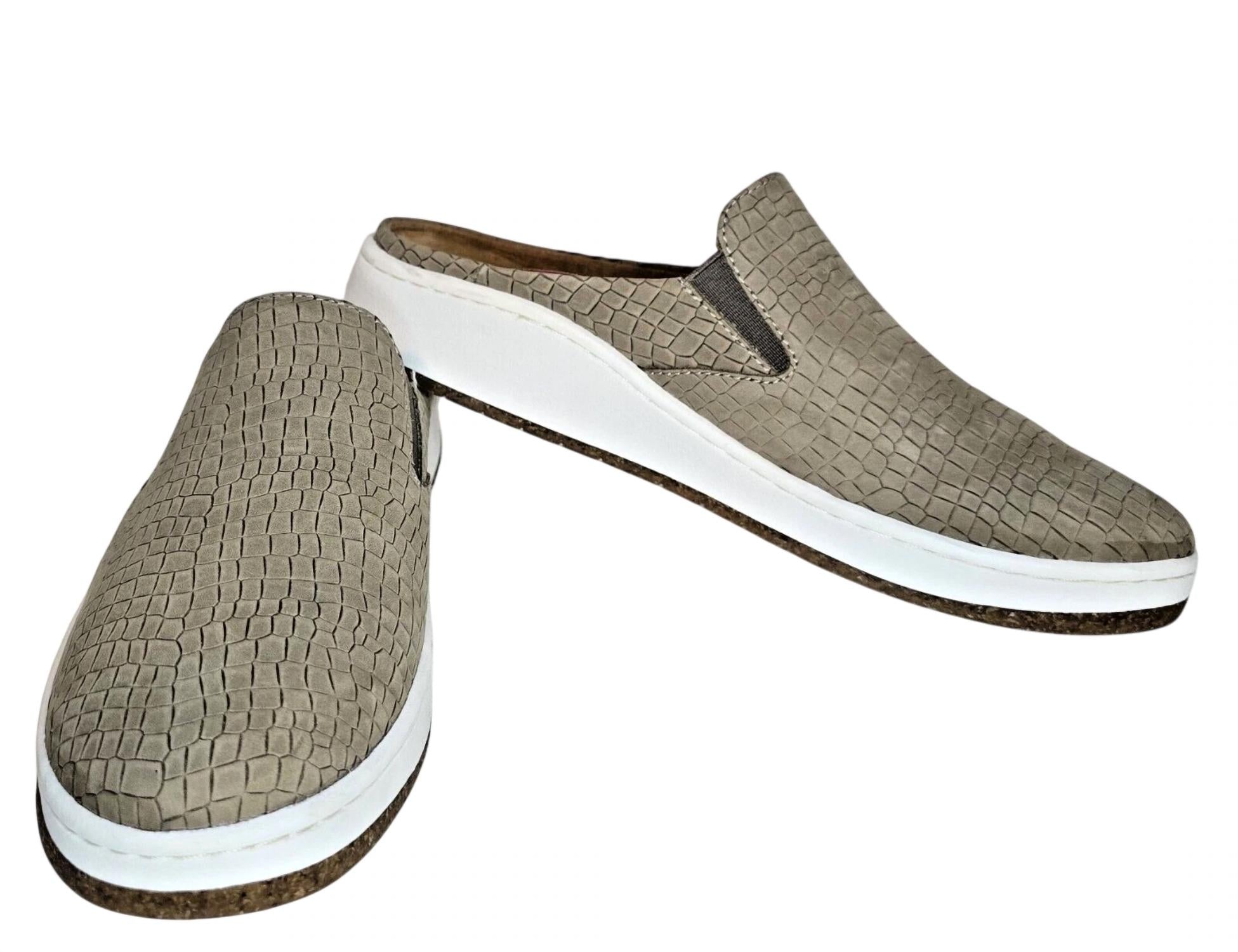 Женские слипоны Sasha в цвете тауповый крок Aetrex, Taupe Croc