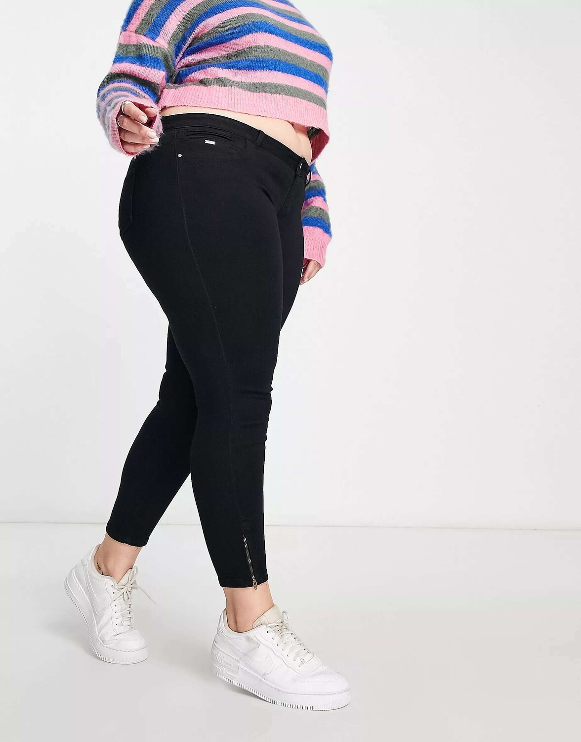 

Черные джинсы скинни Only Karla ONLY Curve