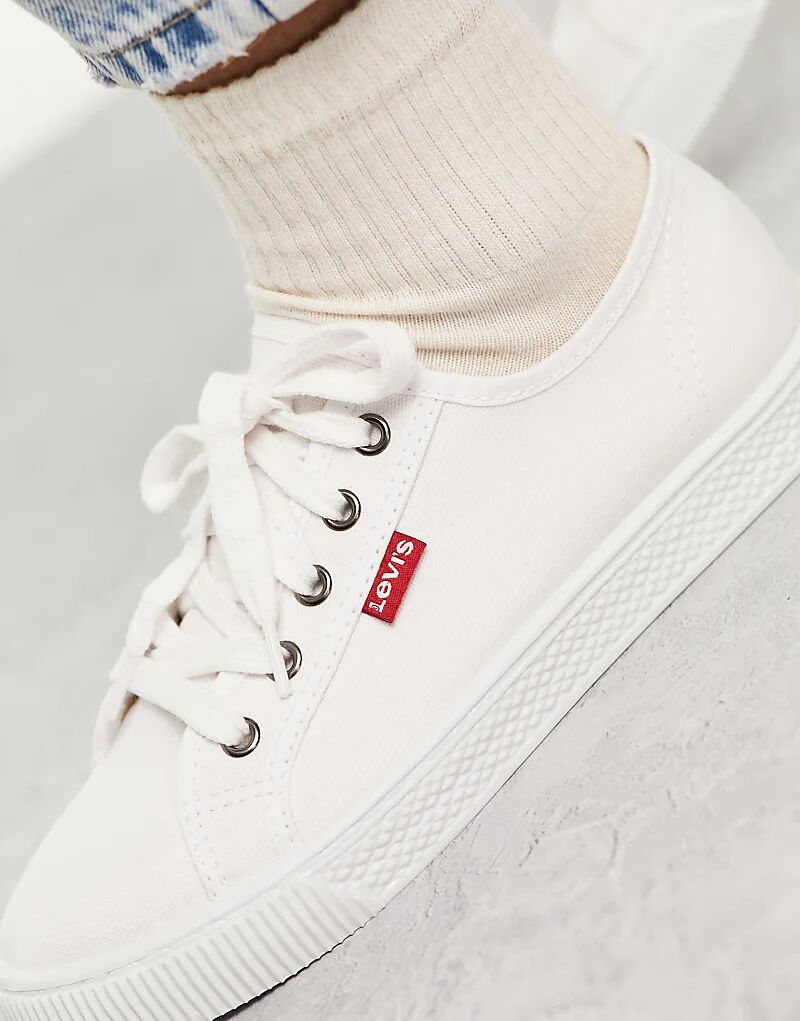 Парусиновые туфли Levi's с красной нашивкой белого цвета — фото 3