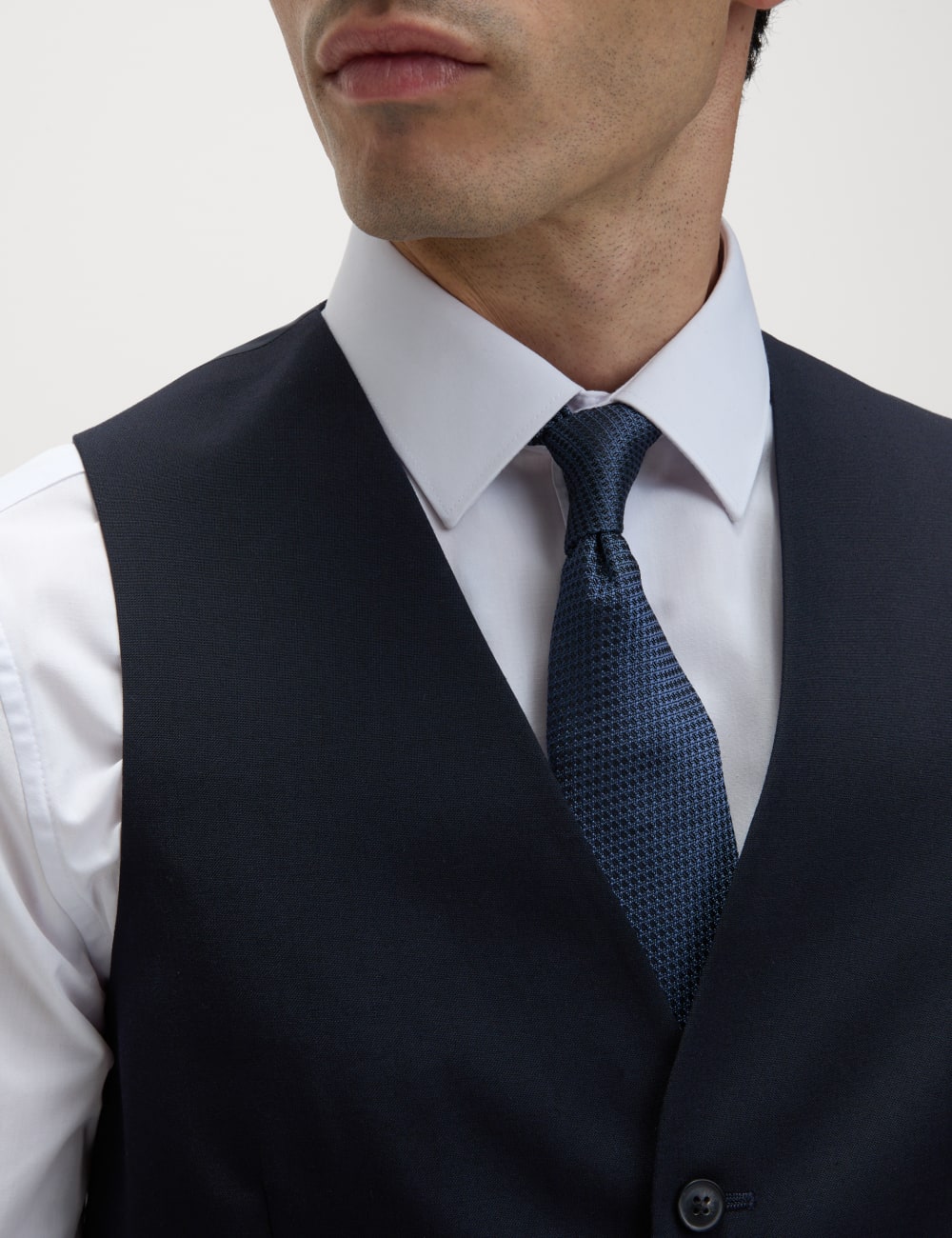 

Жилет Regular Fit, пригодный для машинной стирки Marks & Spencer, темно-синий