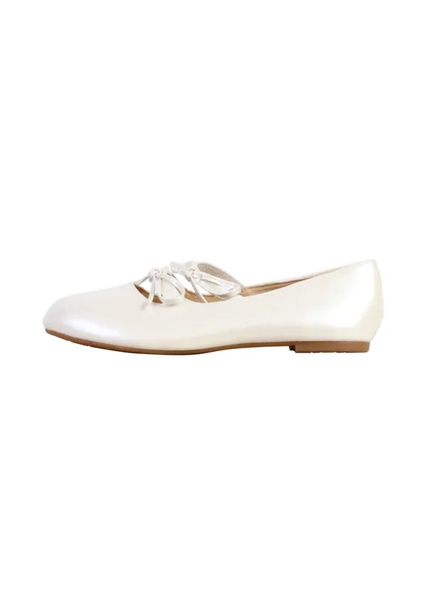 Балетные туфли ballerine enfant à elastiques super mode poti pati с ремешком на щиколотке Super Mode, Blanc