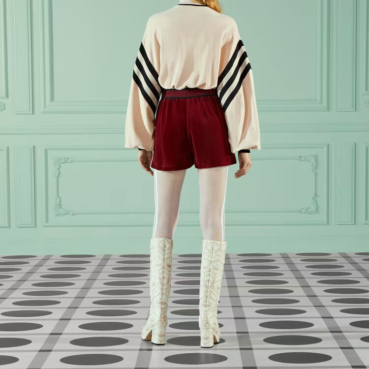 

Шорты женские Adidas x Gucci, красный