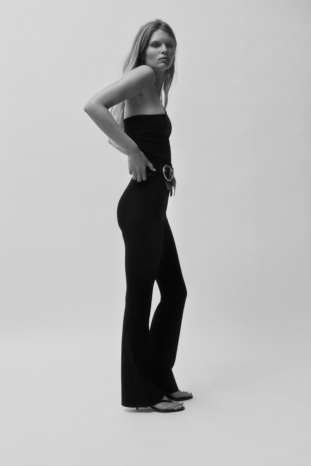 

Расклешенные брюки ZARA, черный