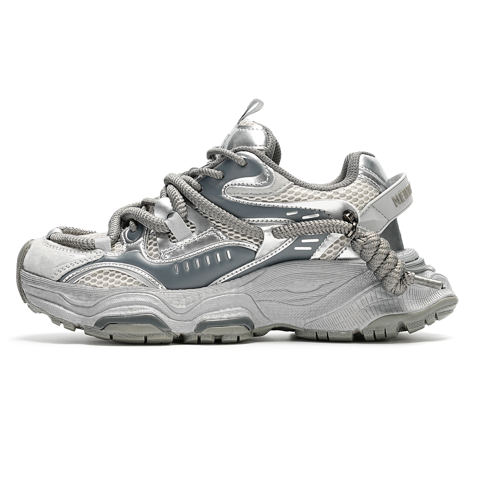 

Низкие массивные кроссовки мужские ZMOH, Silver/Dark Gray