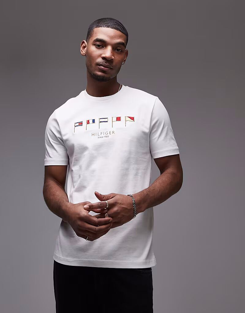 

Футболка с логотипом Tommy Hilfiger multi flag белого цвета