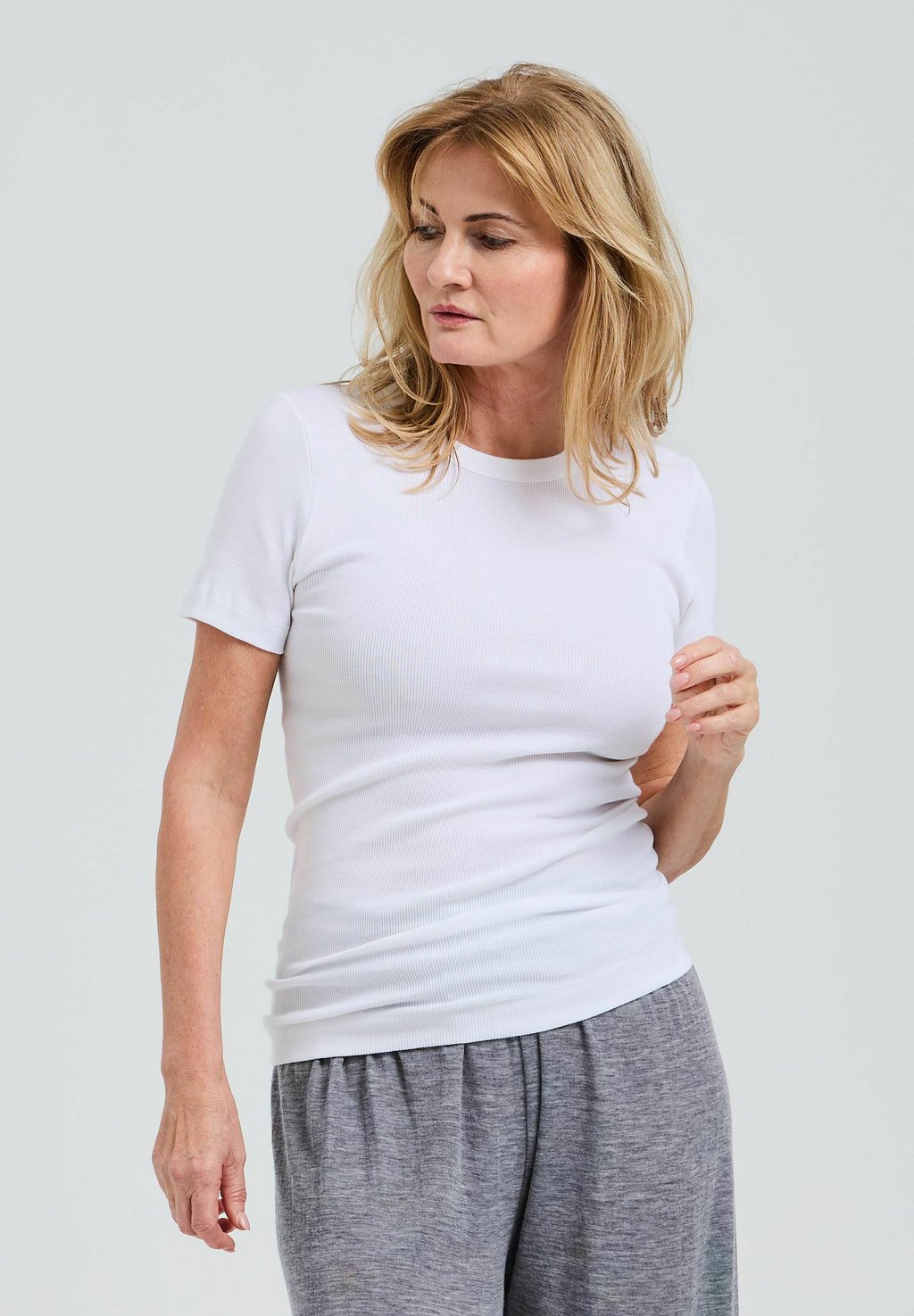 

Базовая футболка Seamless Basic, белый