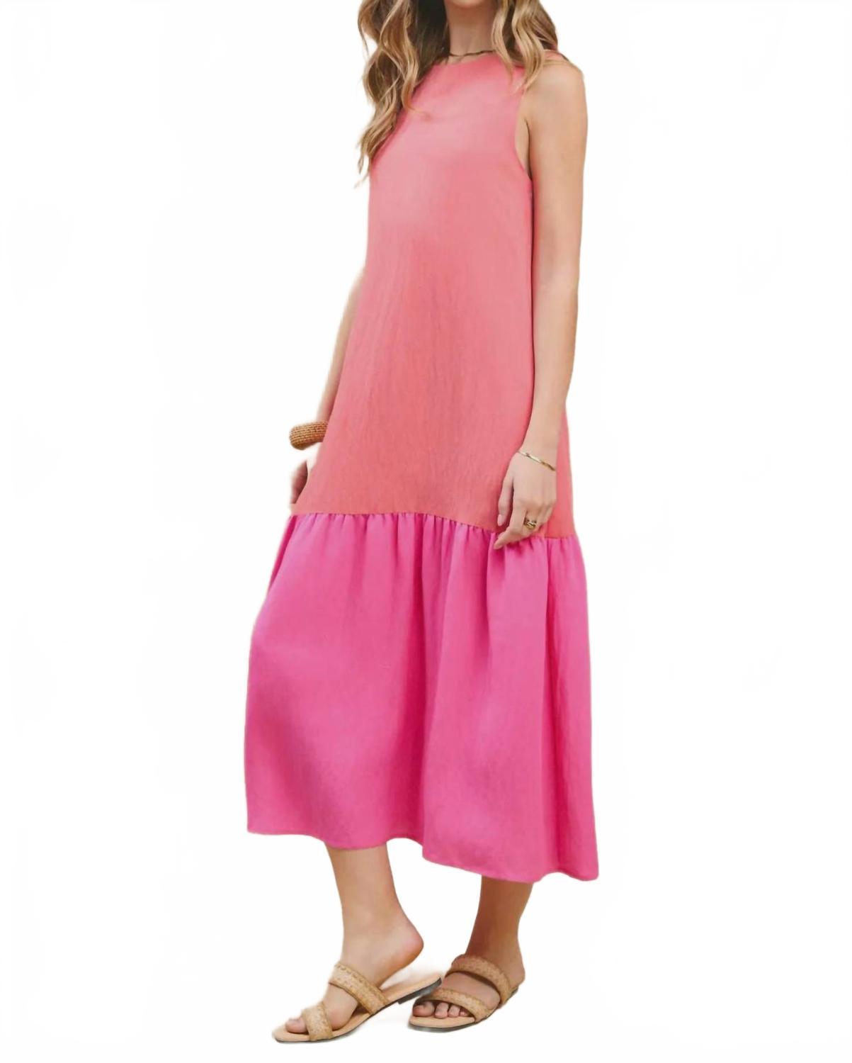 

Платье Isla с заниженной талией миди в розовом цвете TCEC