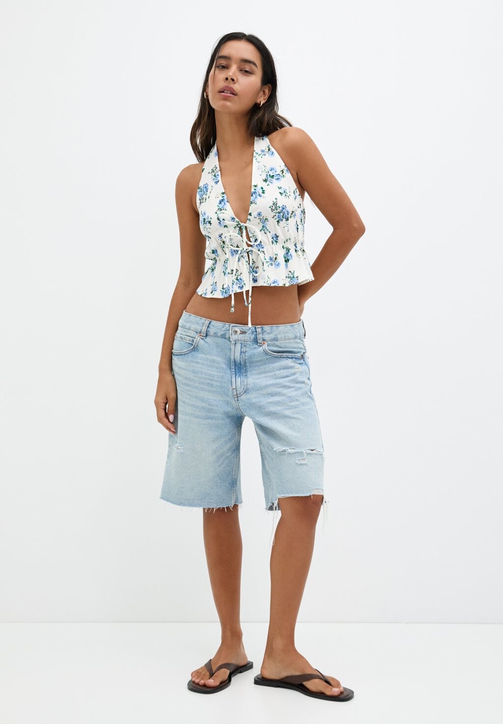 

Блуза FLORAL HALTER PULL&BEAR, синий