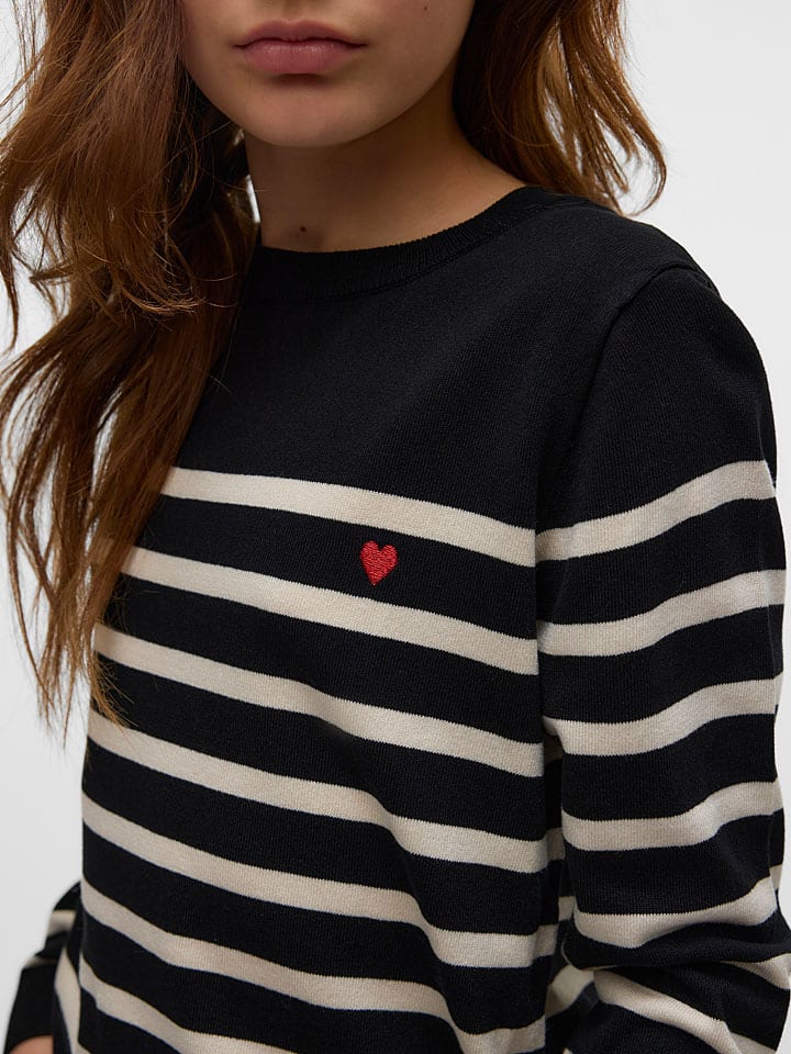 Vero Moda Girl Свитер "Дори" в черно-кремовом цвете — фото 3